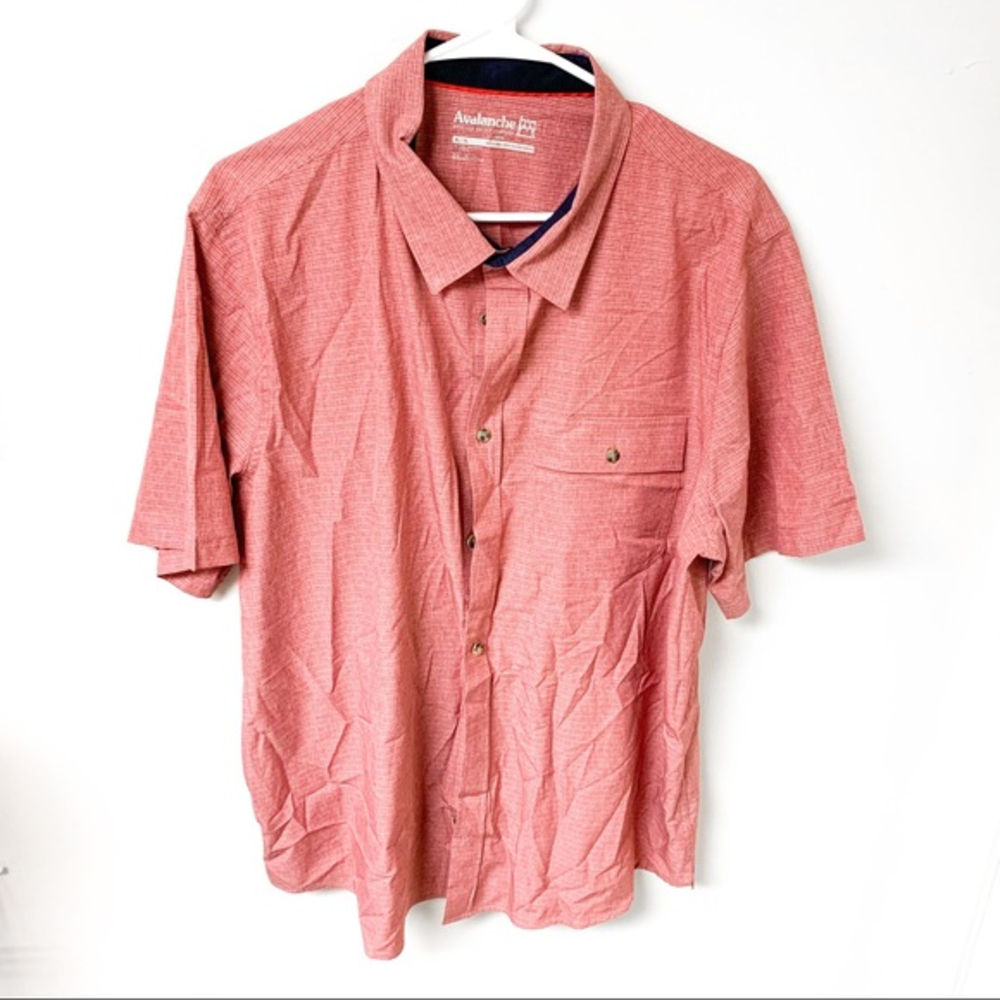 Avalanche Moisture Wick‎ Button Down Shirt Size XL